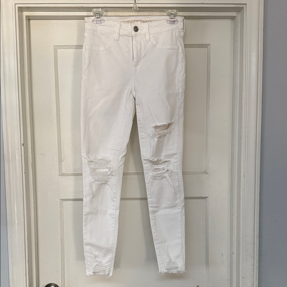 American Eagle Outfitters White Distressed Skinny Jeans